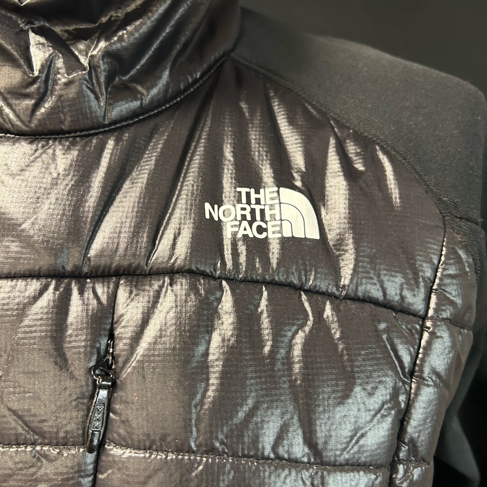The North Face Women's Black Puffer Summit Series Jacket - Picture 3 of 16